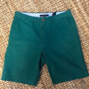 Men’s Tommy Hilfiger shorts size 34